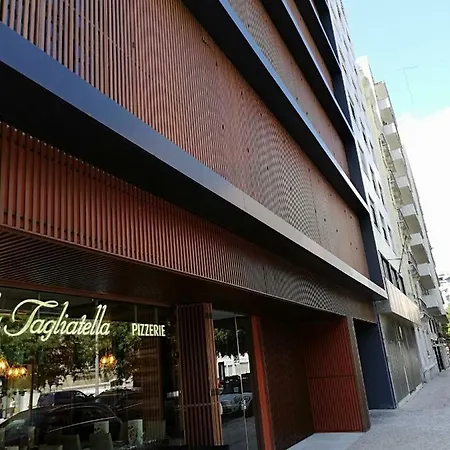 Beautiful Apartment-campo Pequeno 3* Lizbona